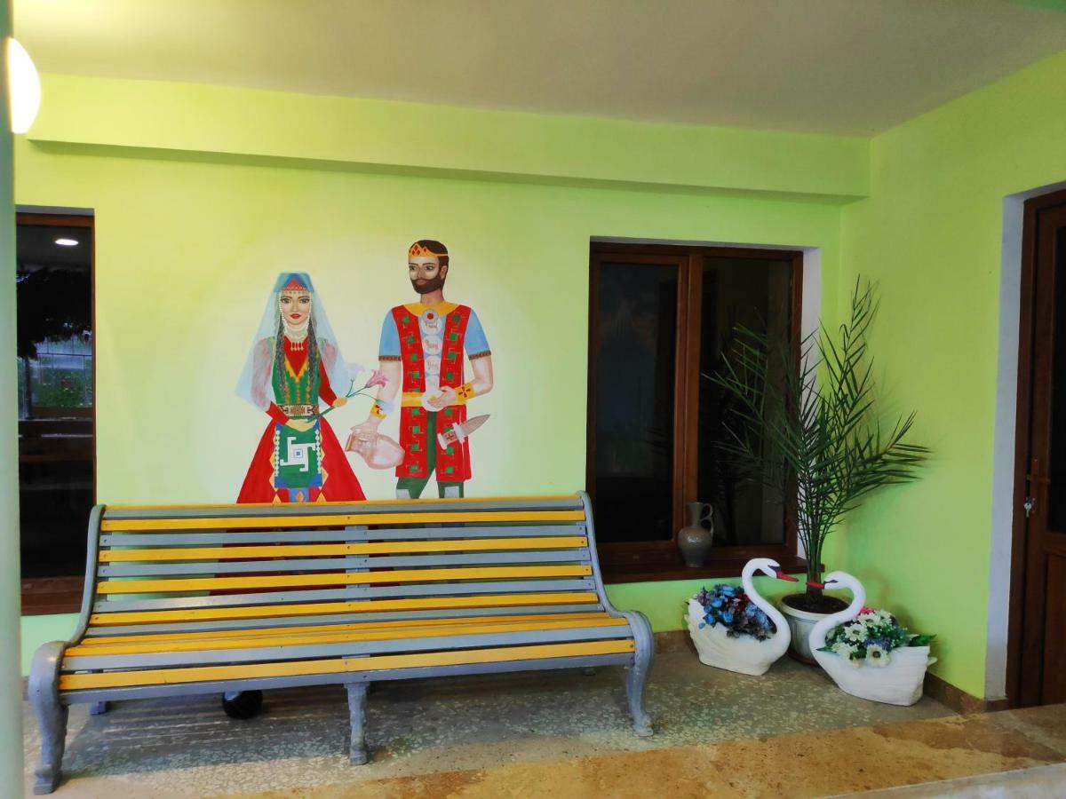 Hotel Happy House Chʼiva Esterno foto